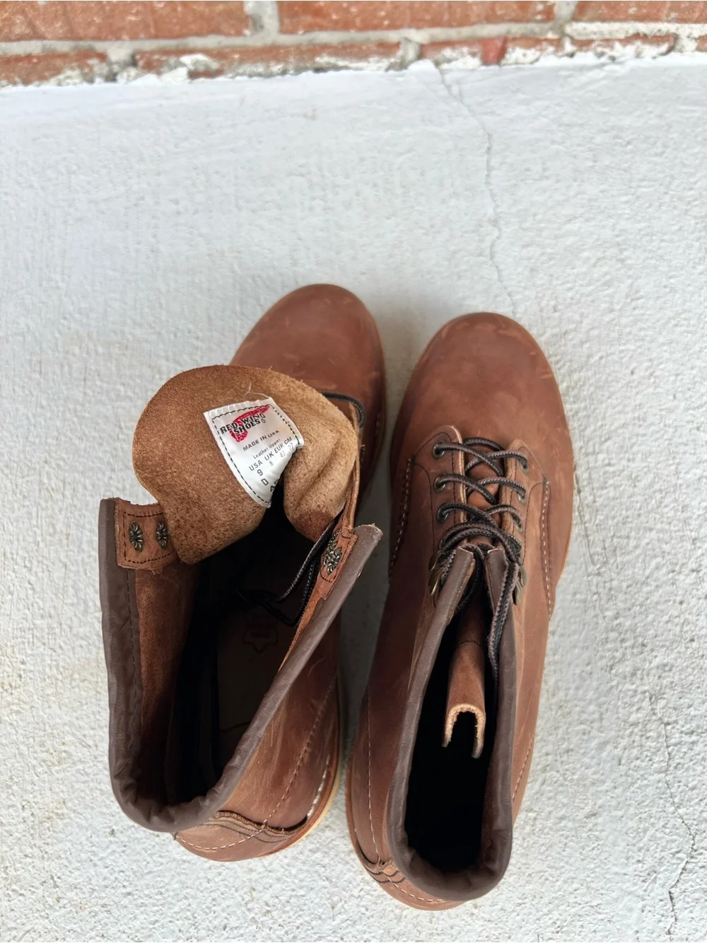 Red Wing classic brown
